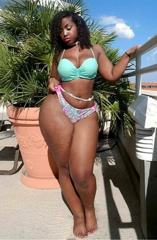 sexy beach body girl pawg otaord5HSR1w9lgc5o1 1280