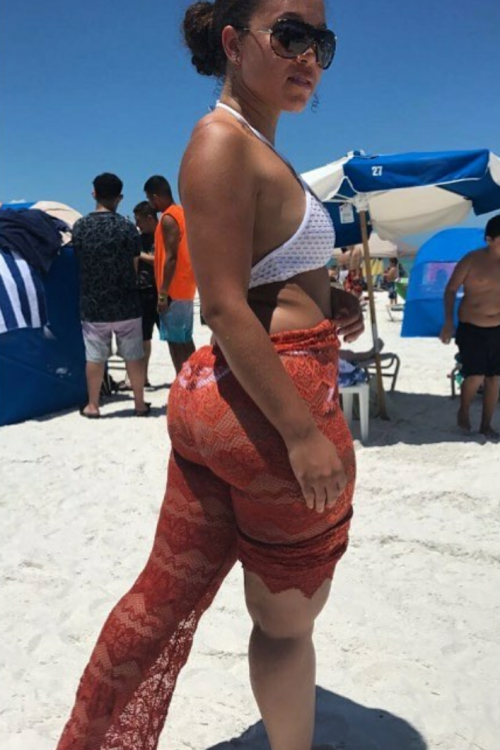 sexy beach body girl pawg ou1f3zTx4F1w9lgc5o1 1280