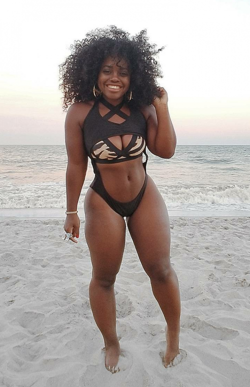 sexy beach body girl pawg ovluxvoCEO1w9lgc5o2 1280